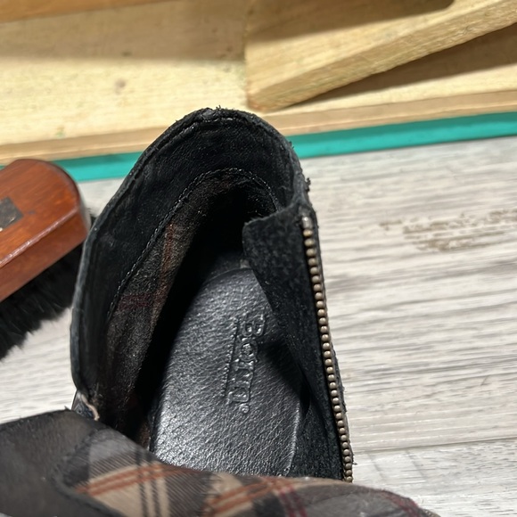 BORN Womens 6.5 M Pirlo Ankle Booties Black Leather Buckle D76103  Boots - Picture 9 of 9